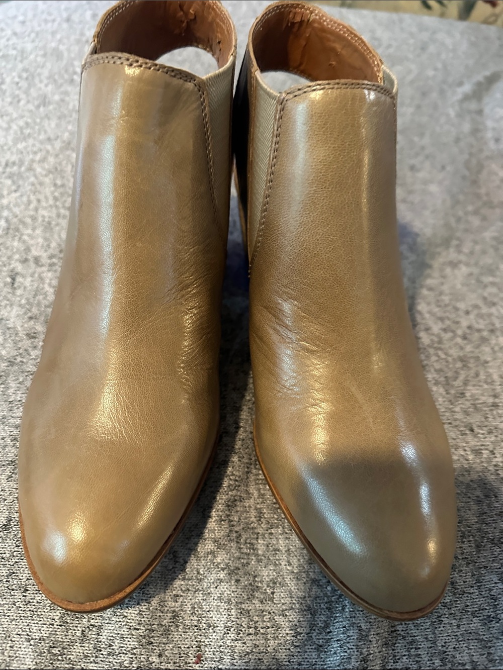 Lucky Brand Leather Ankle Booties in Tan sz 10